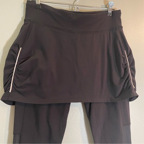 ATHLETA 2 in 1 Athletic Pants Skirted Skirt Leggings SZ/MED - Picture 2 of 9